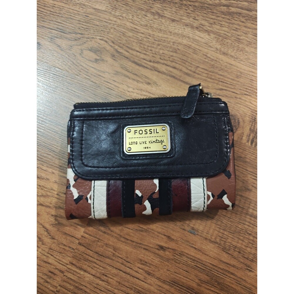 FOSSIL Long Live Vintage 1954 Multicolor Brown Patchwork Leather Wallet Clutch